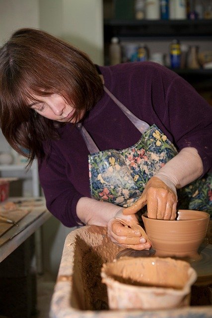 Découvrez les ateliers créatifs de céramique à strasbourg